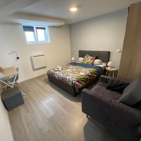 Appartement Moderne et Parking Privé Toul Esterno foto