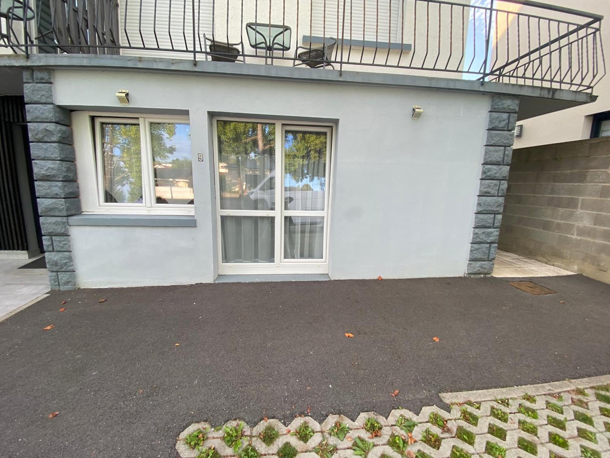 Appartement Moderne et Parking Privé Toul Esterno foto